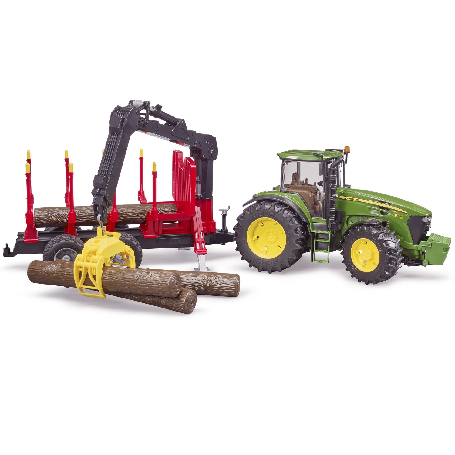 

Трактор John Deere c прицепом с манипулятором и 4 брёвнами