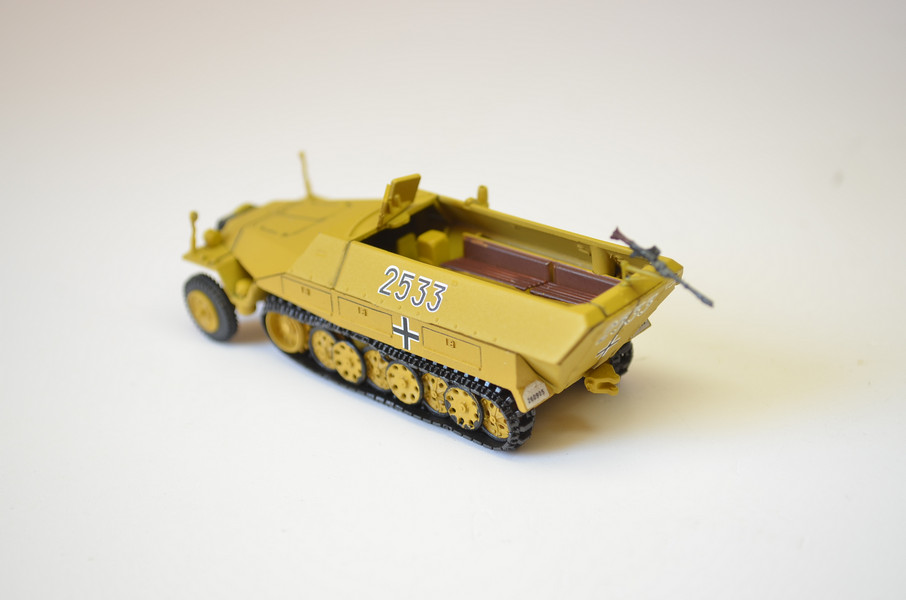 Коллекционная модель - БТР Sd. Kfz. 251/1 Hanomag 1944, Германия, 1:72  