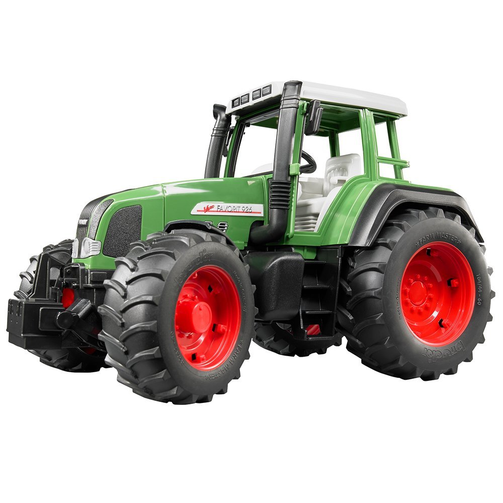 Трактор Bruder Fendt Favorit 926 Vario с фаркопом  