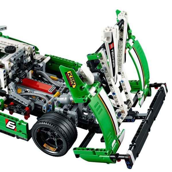 Lego Technic. Лего Техник. Гоночный автомобиль  