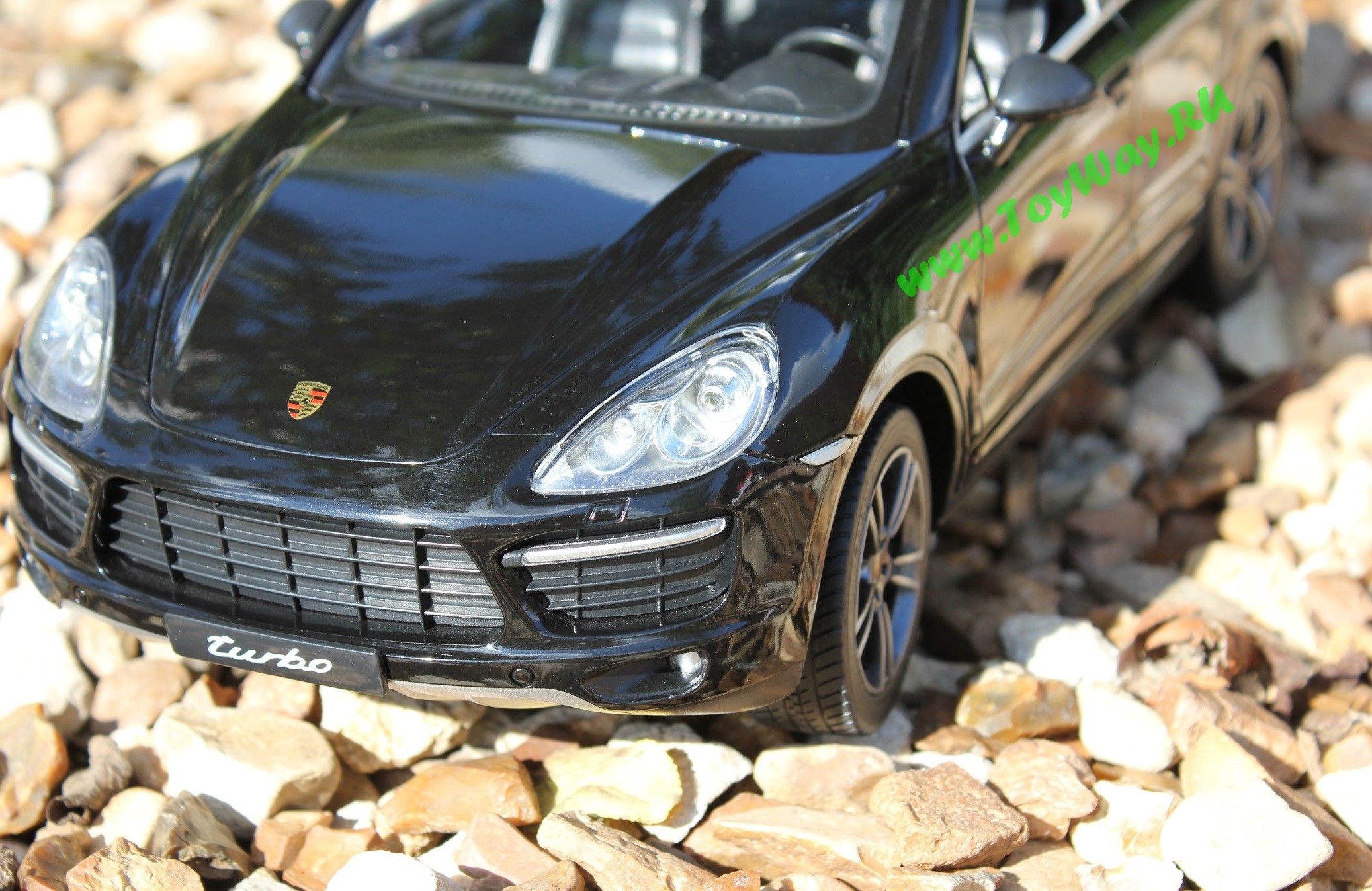 Rastar Porsche Cayenne Turbo на радиоуправлении  