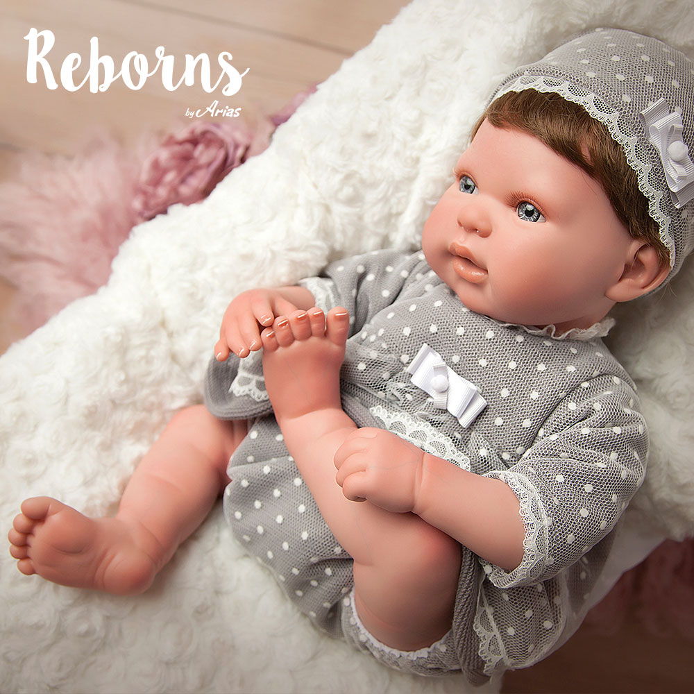 

Новорождённый пупс из серии Arias ReBorns – Lucia, мягкое тело, 45 см., в серой одежде, с соской и подушкой