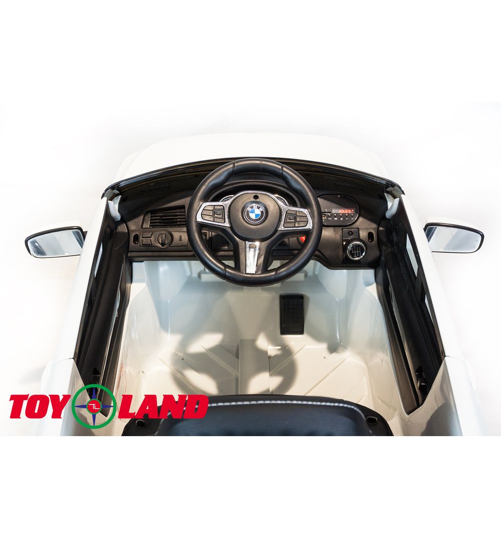Электромобиль BMW 6 GT, белого цвета  