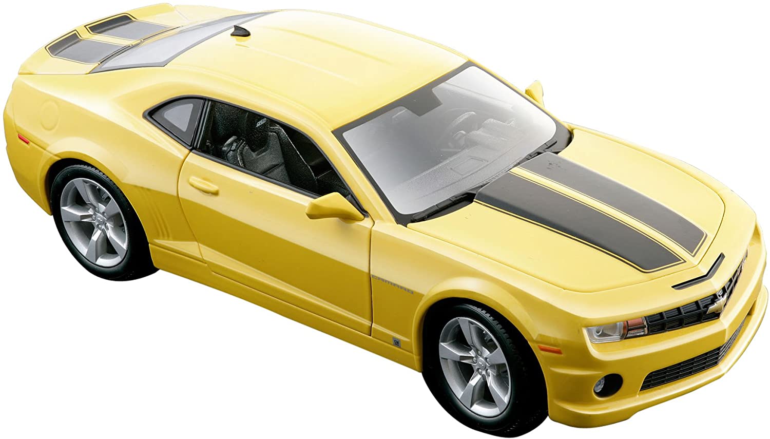 Модель машины - Chevrolet Camaro RS, 1:18   