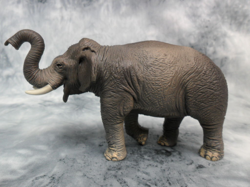 Фигурка Азиатский слон, размер XL  