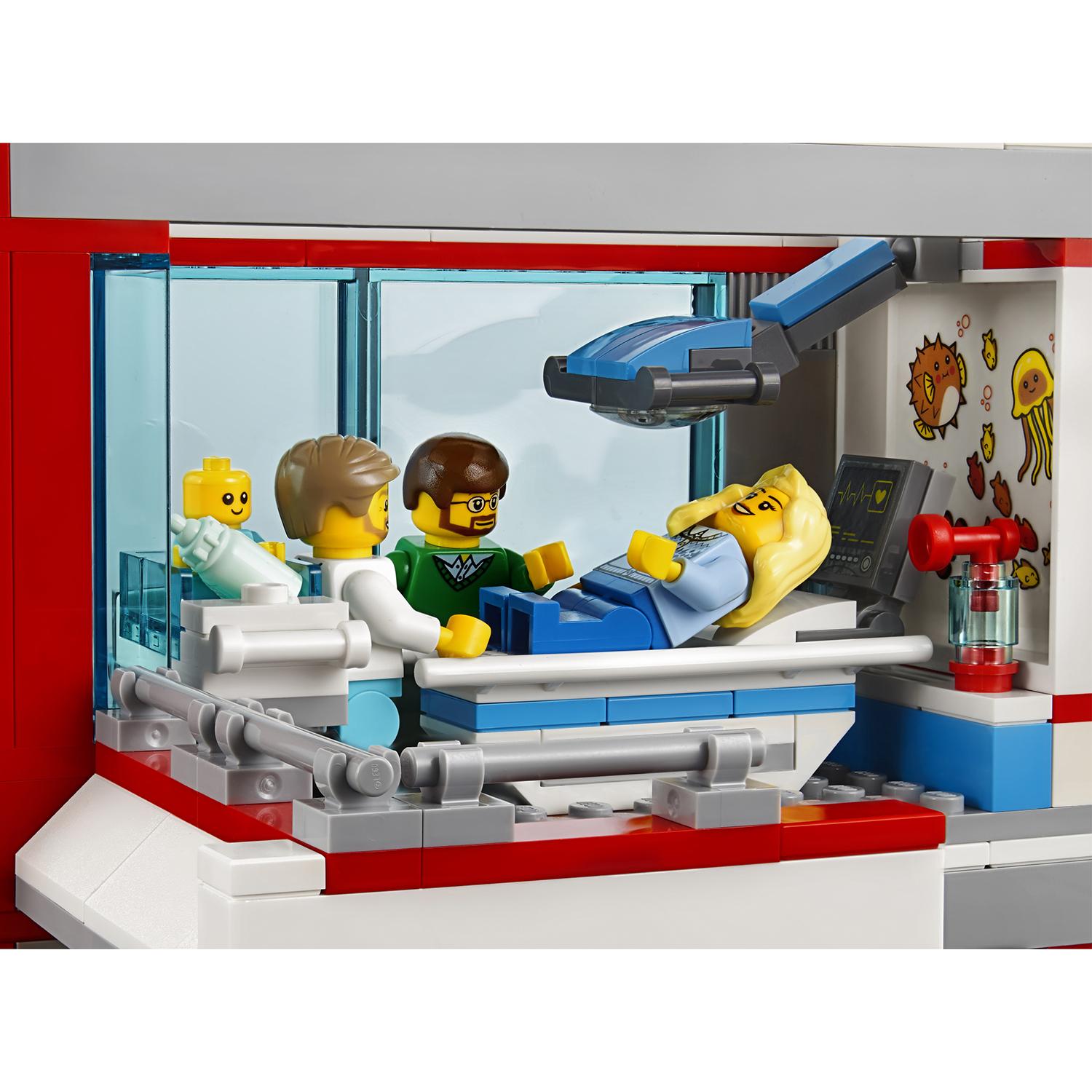 Конструктор из серии Lego City - Городская больница  