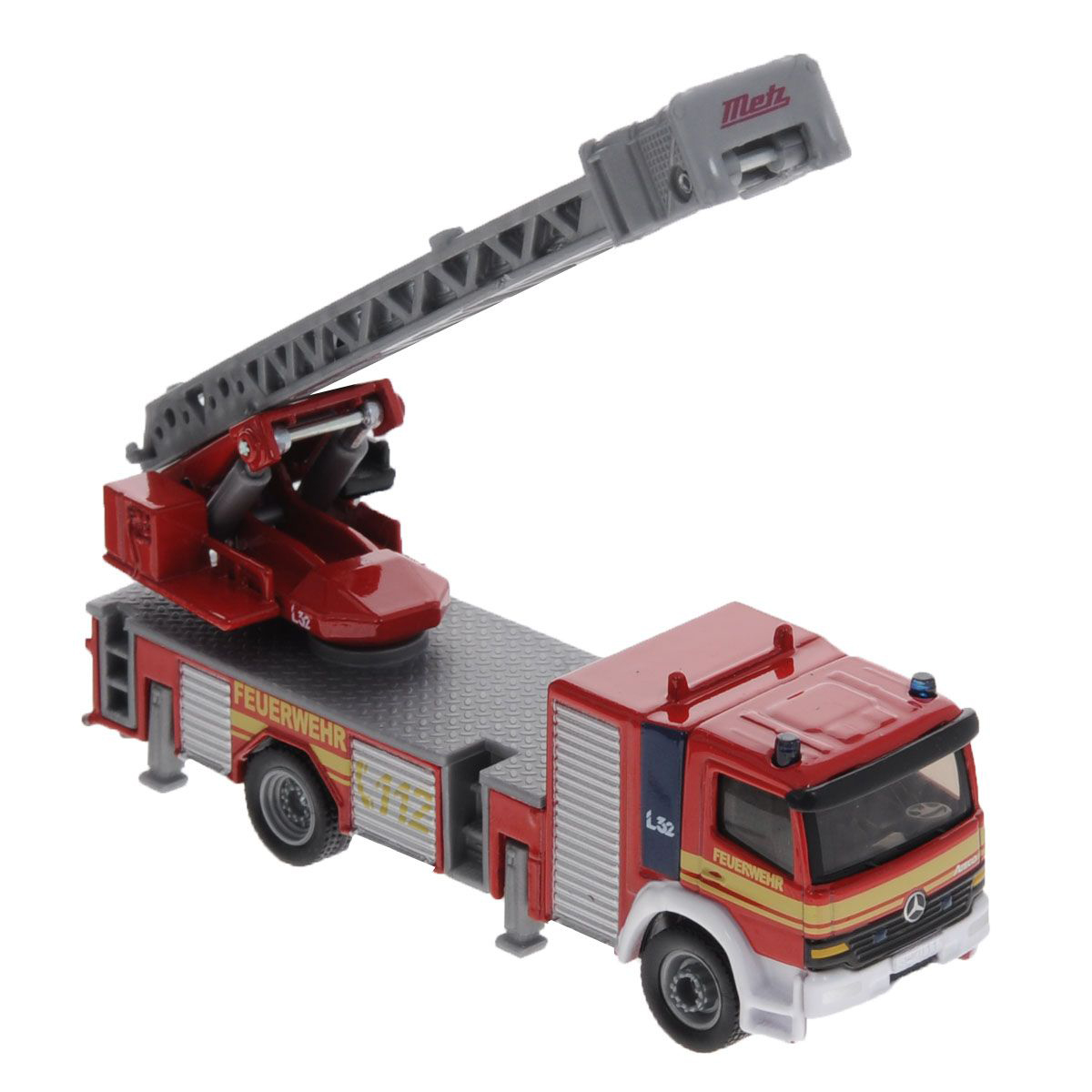 Игрушечная модель - Пожарная машина с лестницей, 1:87  