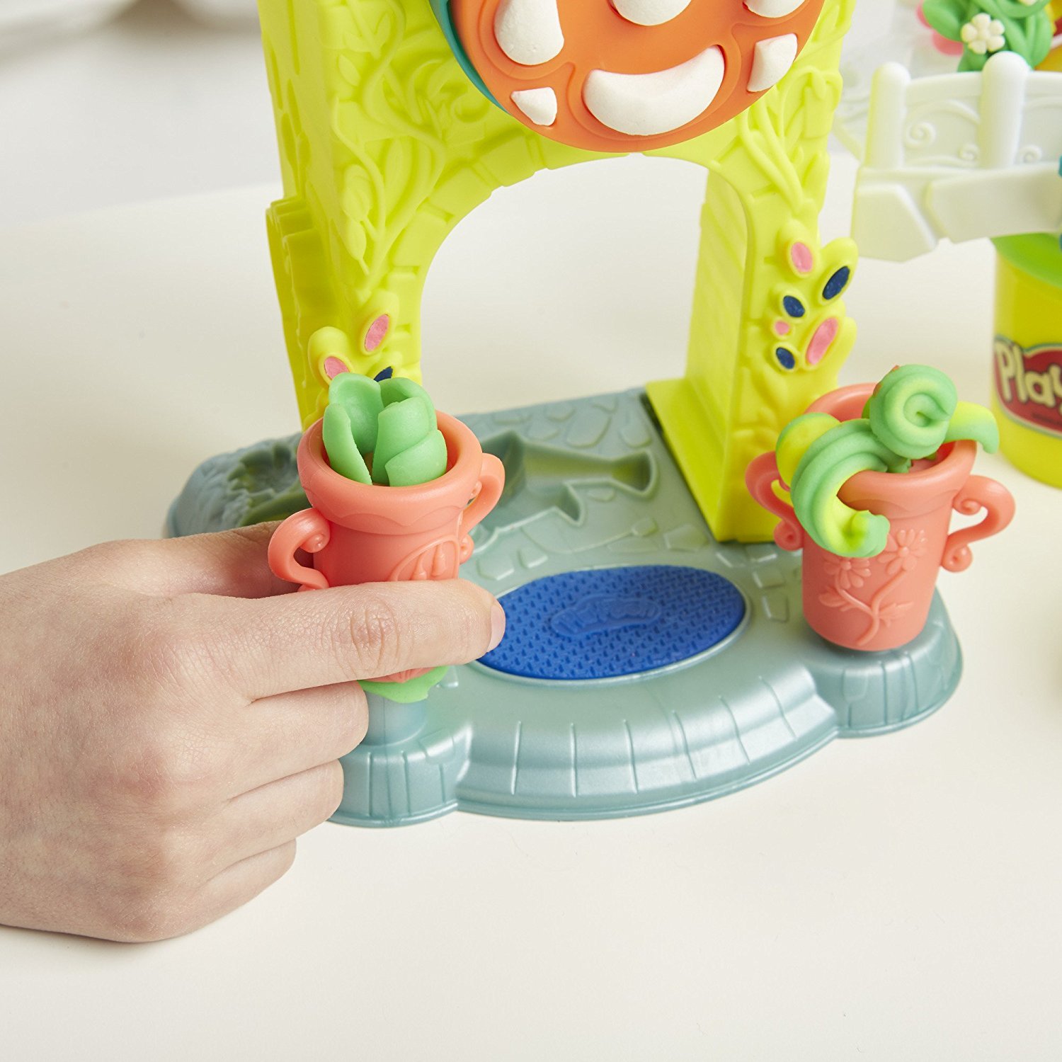 Набор Play-Doh - Город главная улица + фигурки  