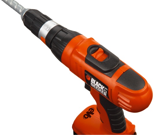 Дрель Black & Decker с 3-мя насадками, электронная  