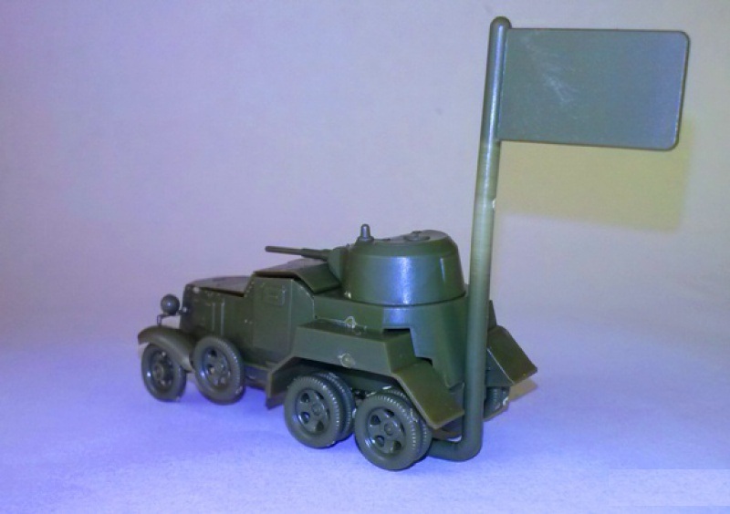 Модель сборная - Советский бронеавтомобиль Ба-10  