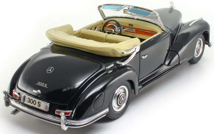 Mercedes-Benz 300S 1955 года, масштаб 1:18  