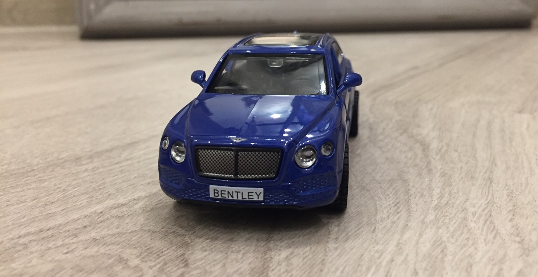 Металлическая инерционная машина - Bentley Bentayga, 1:45   