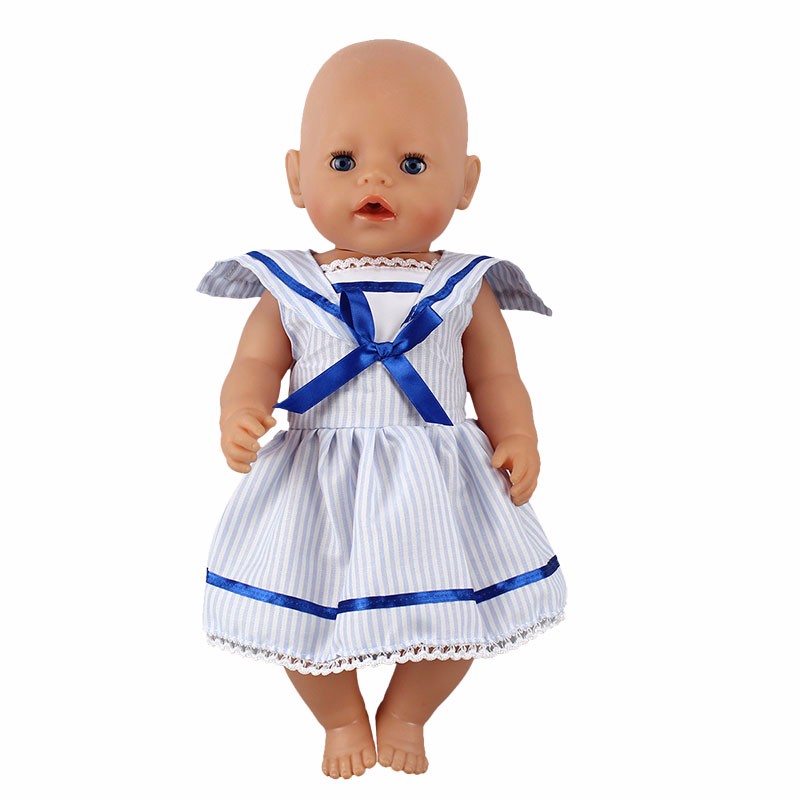 Одежда для кукол — платье белого цвета  