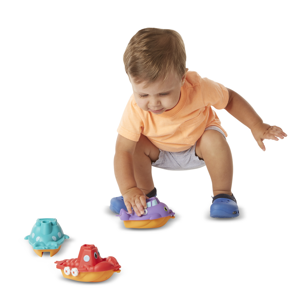 Water toys. Игрушки на море ребенку 5 лет. Игровой набор «дружные кораблики». Игрушки на море 8 лет. Игрушки ребенку в 1 год на море.
