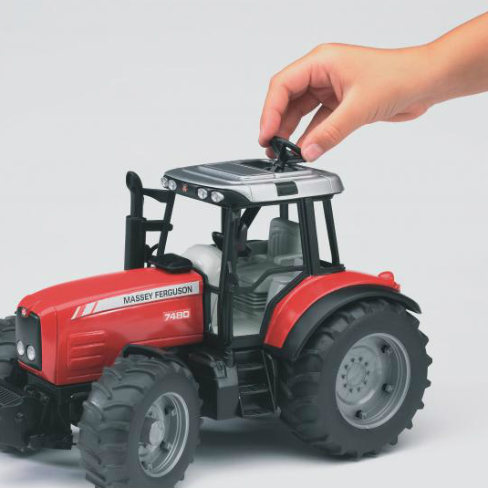 Трактор Bruder Massey Ferguson 7480   