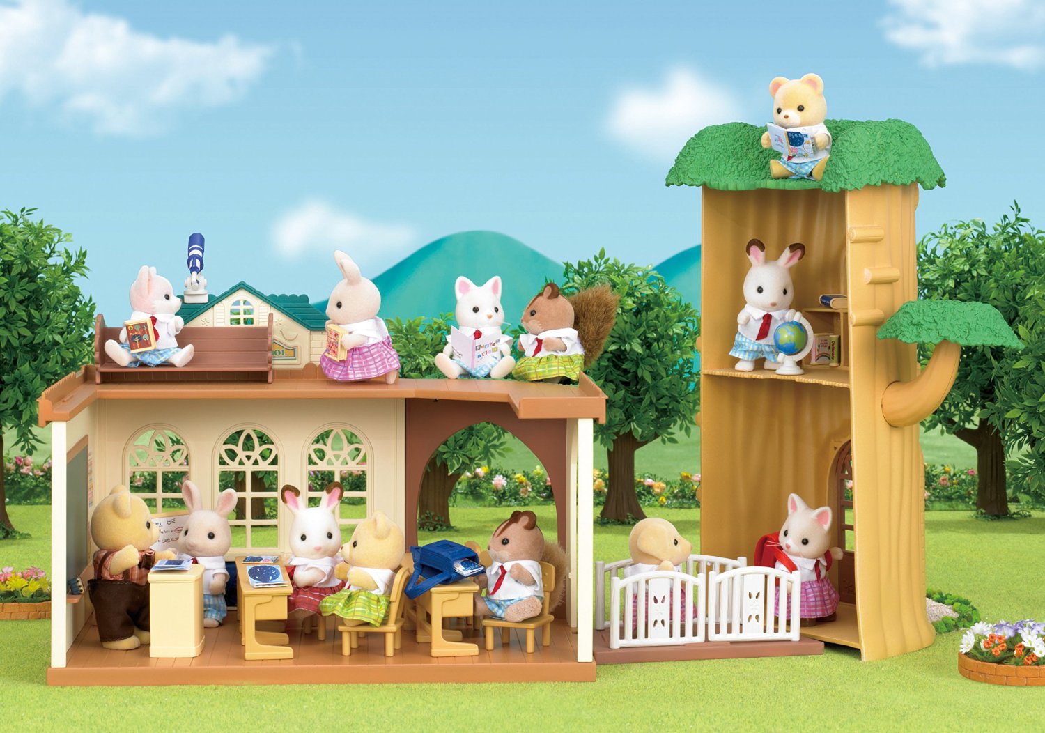 Школа игрушек. Игровой набор Sylvanian Families Лесная школа 5105. Набор Sylvanian Families Лесная школа (5105). Сильвания Фэмили Лесная школа. 5105 Сильвания Фэмили.