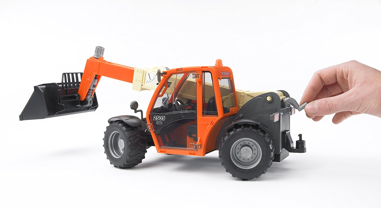 Погрузчик колёсный Bruder JLG 2505 Telehandler с телескопическим ковшом  