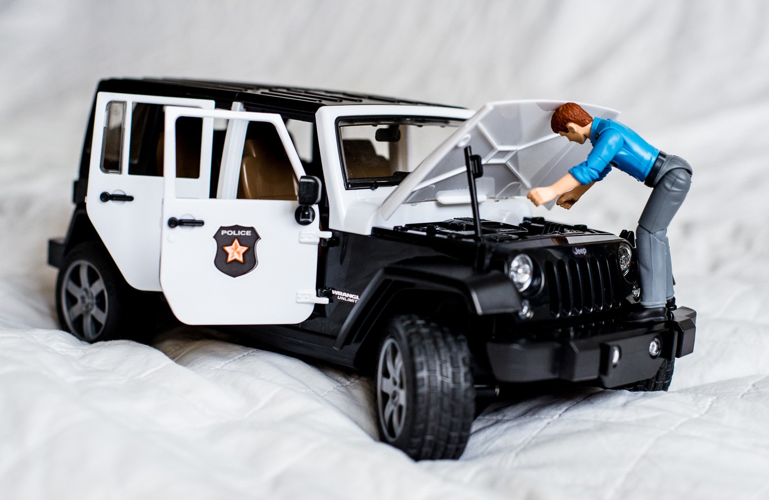 Bruder внедорожник Wrangler Rubicon Unlimited