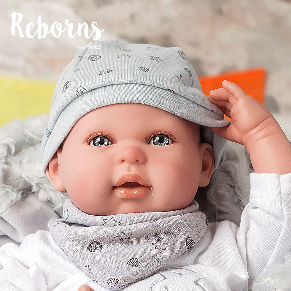 Кукла-младенец ReBorns – Alejandro в бело-серой одежде, 45 см  