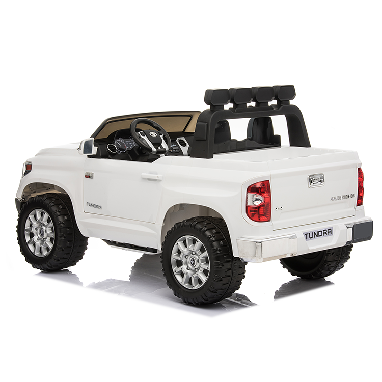 Электромобиль ToyLand Toyota Tundra белого цвета  