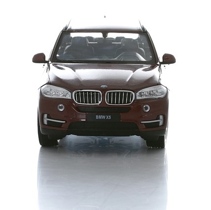 Машинка BMW X5, кузов F15, масштаб 1:32  