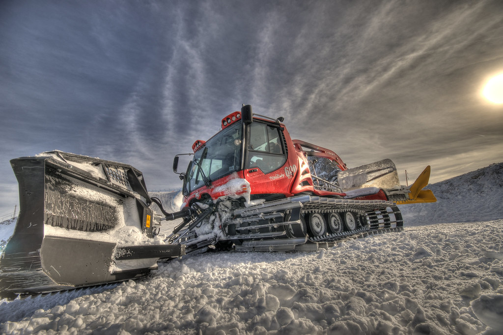 Коллекционная модель Ратрак PistenBully 600 Siku, 4914 