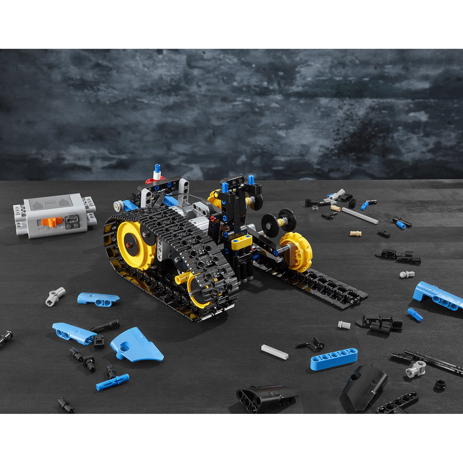 LEGO Technic 42095 Скоростной вездеход 