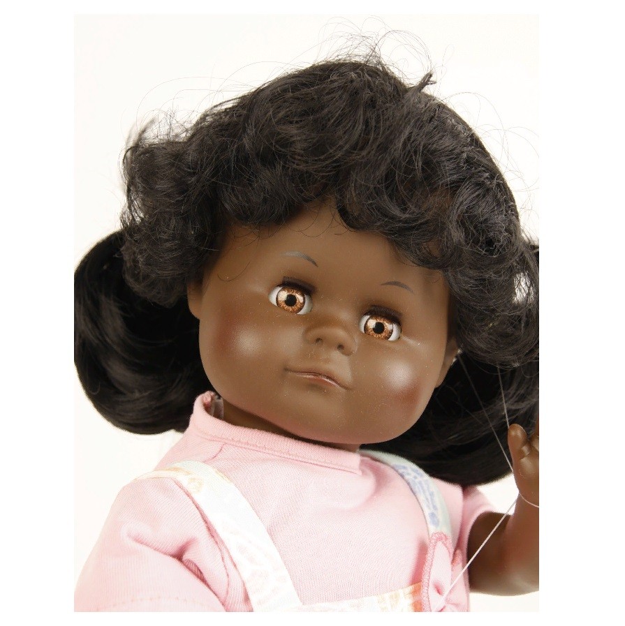 Кукла мягконабивная Санни темнокожая, 37 см  