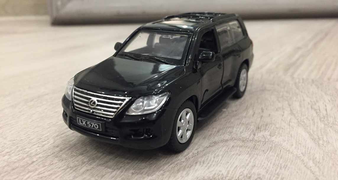 Машина металлическая инерционная - Lexus LX570  