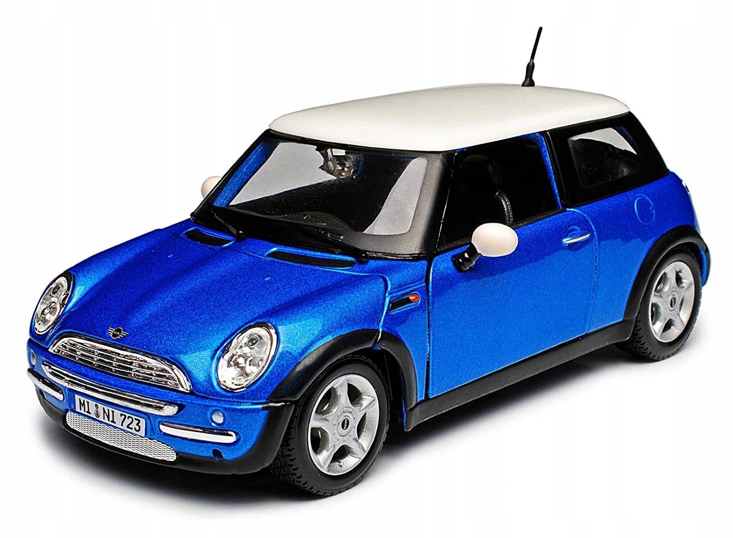 Модель машины - Mini Cooper, 1:24   