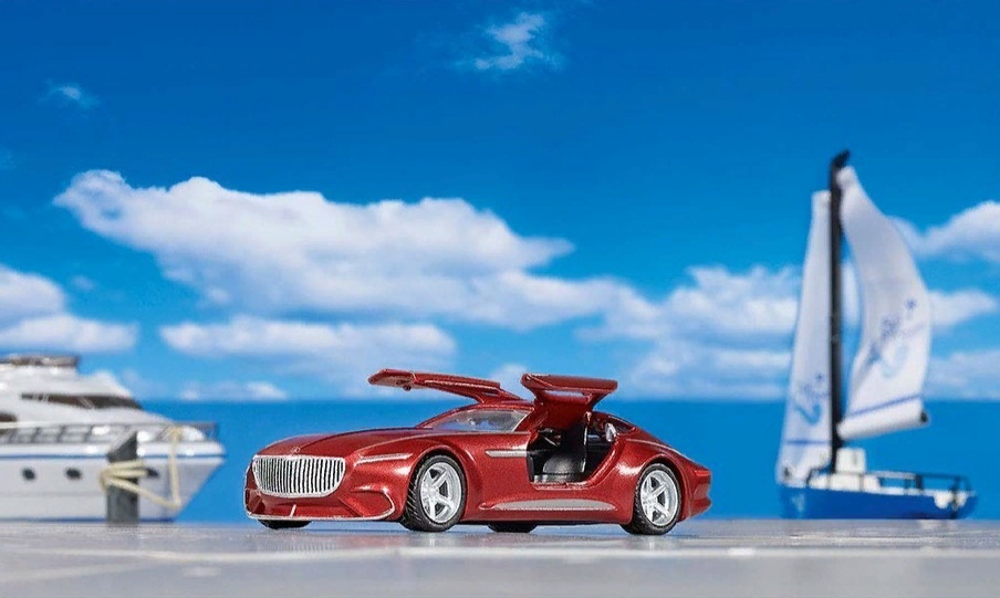 Коллекционная модель Mercedes-Maybach 6 Vision, масштаб 1:50  
