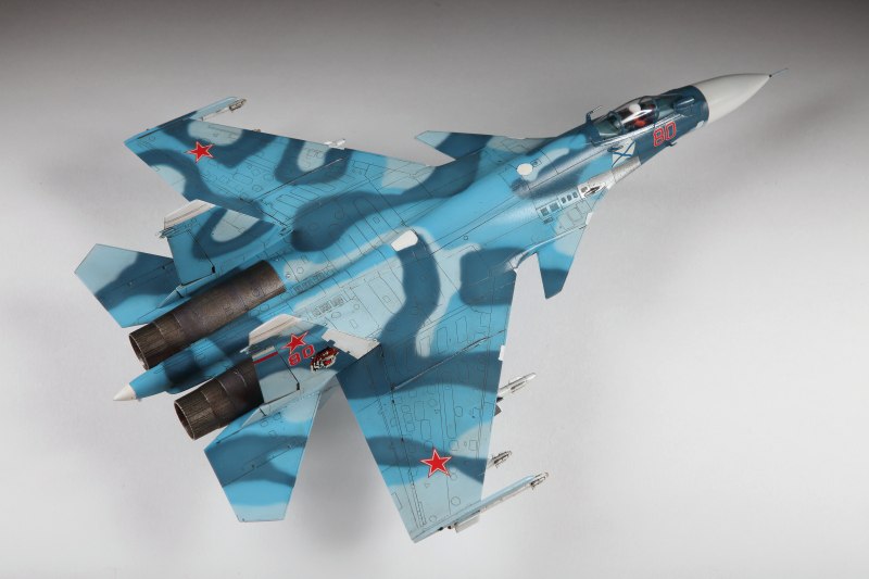 Сборная модель - Российский палубный истребитель Су-33  