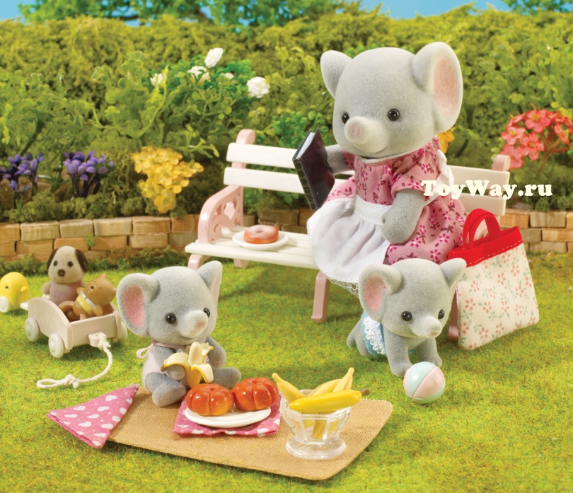 Sylvanian Families - Семья Слонов   