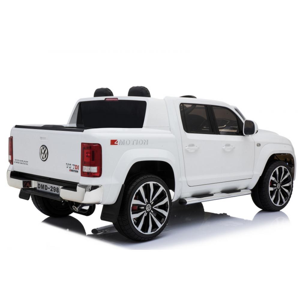 Электромобиль Volkswagen Amarok, белого цвета  