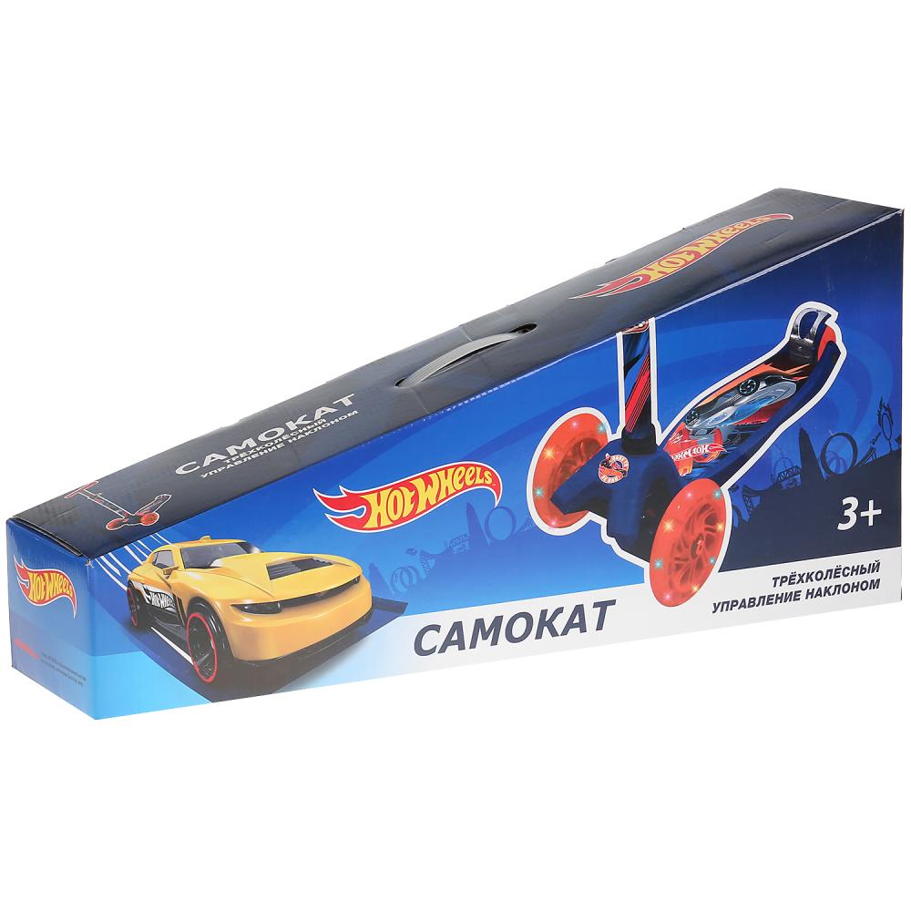 Трехколесный самокат - Hot wheels, управление наклоном, светящиеся колеса 12 и 8 см  