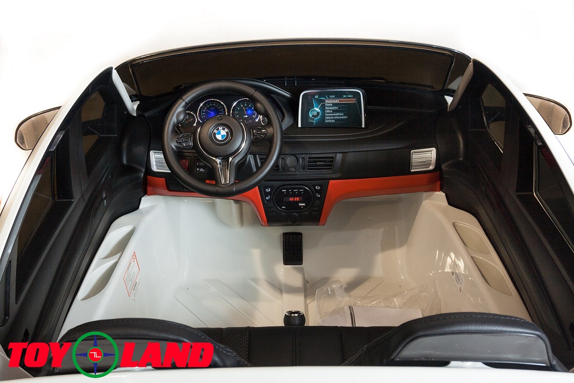 Электромобиль BMW X6, белый  