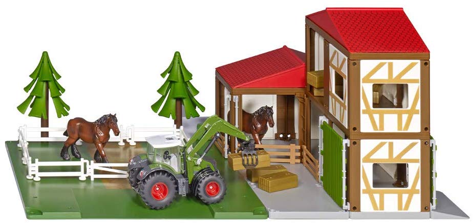 

Игровой набор - Конюшня с трактором Fendt 939