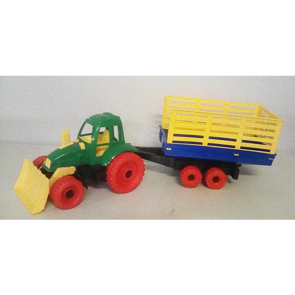 Трактор с грейдером и прицепом  