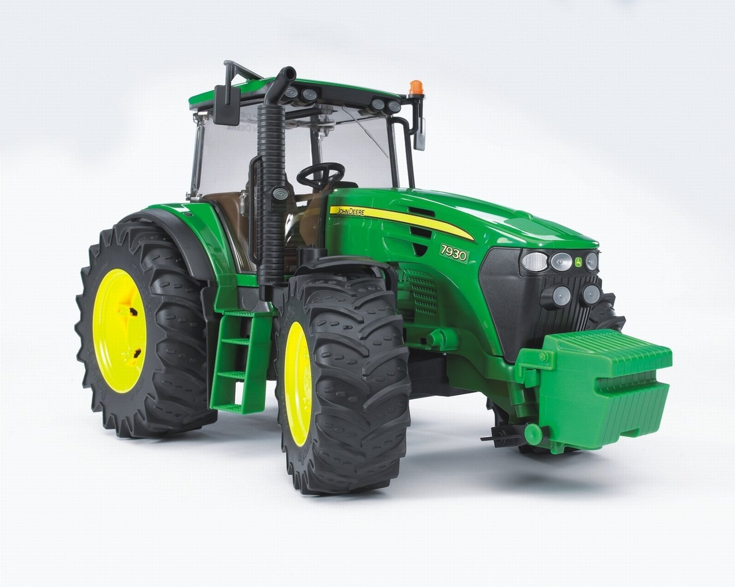 Трактор Bruder John Deere 7930 с подъемным капотом, зеленый  