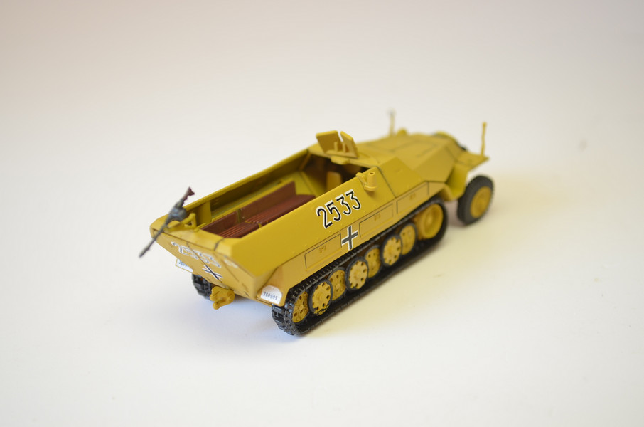 Коллекционная модель - БТР Sd. Kfz. 251/1 Hanomag 1944, Германия, 1:72  