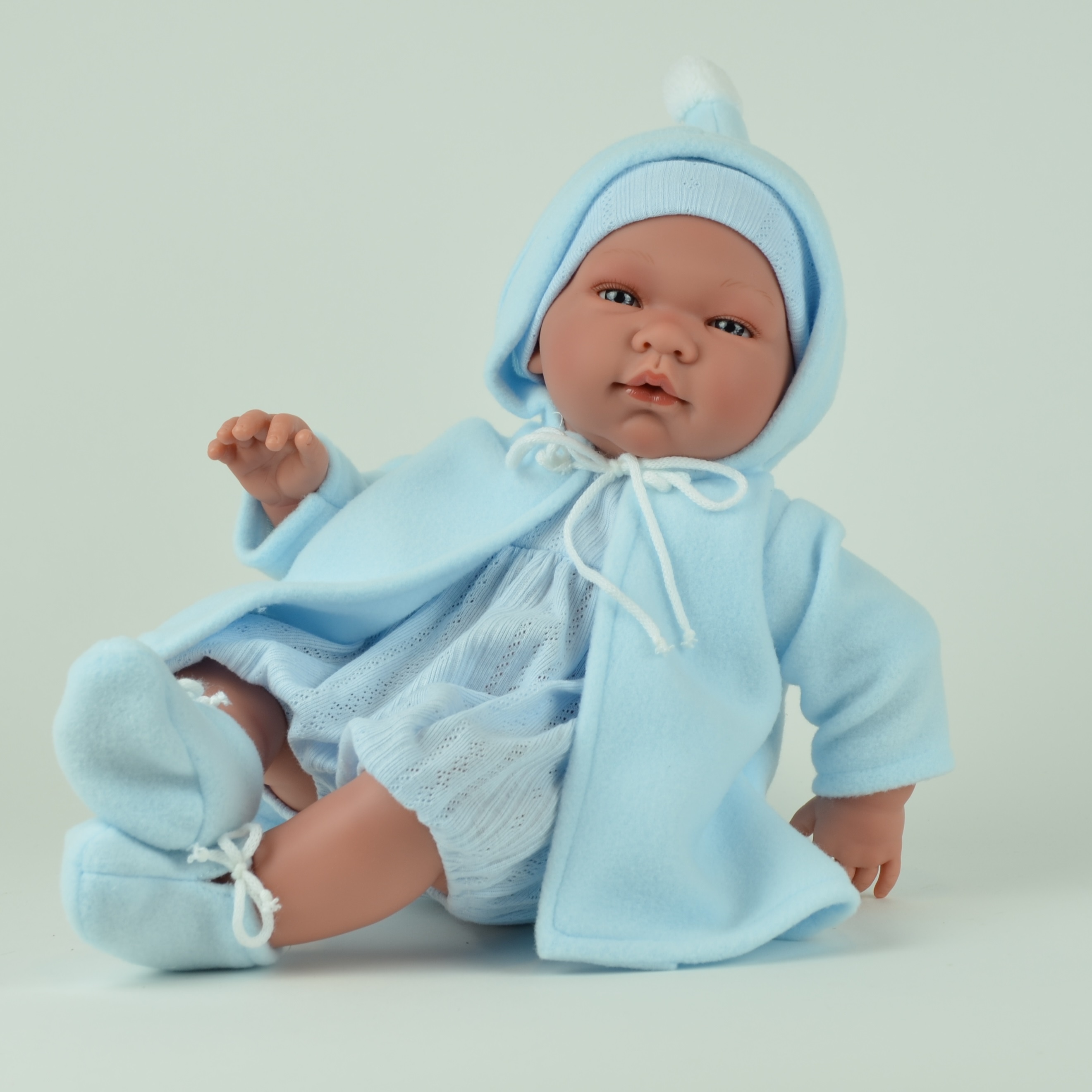 

Кукла Пабло в голубой кофточке, 45 см.