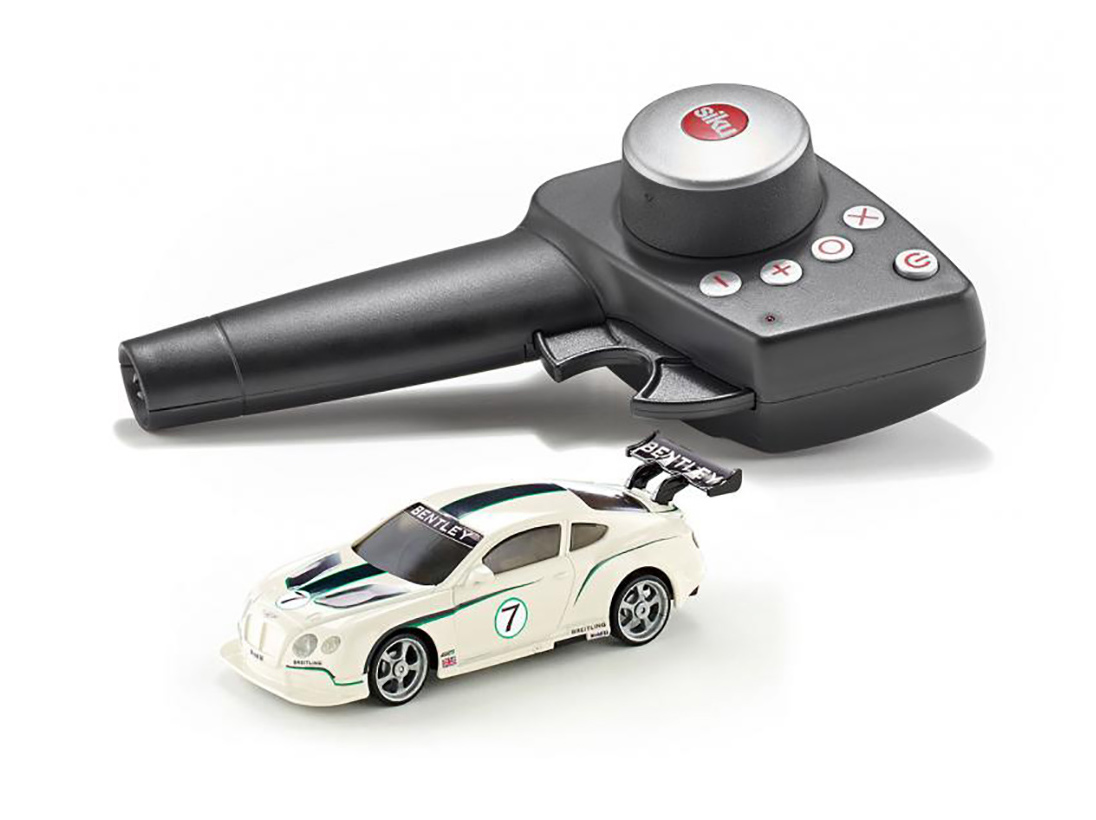 

Машина на р/у - Bentley Continental GT3, 1:43, свет
