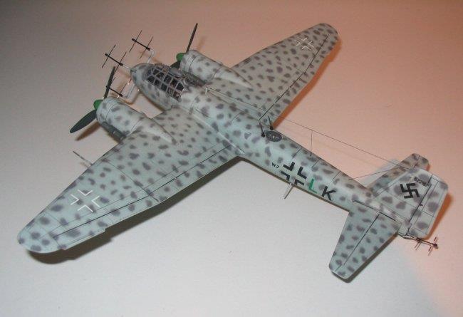 Сборная модель Тяжелый ночной истребитель - Юнкерс JU-88 G6  