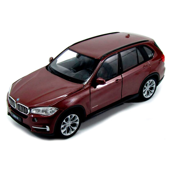 BMW X5, кузов F15, масштаб 1:24  