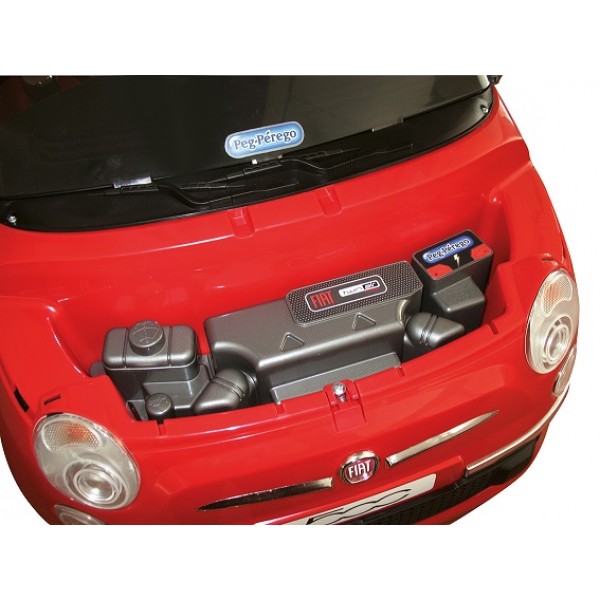 Красная машинка с электроприводом - FIAT 500  