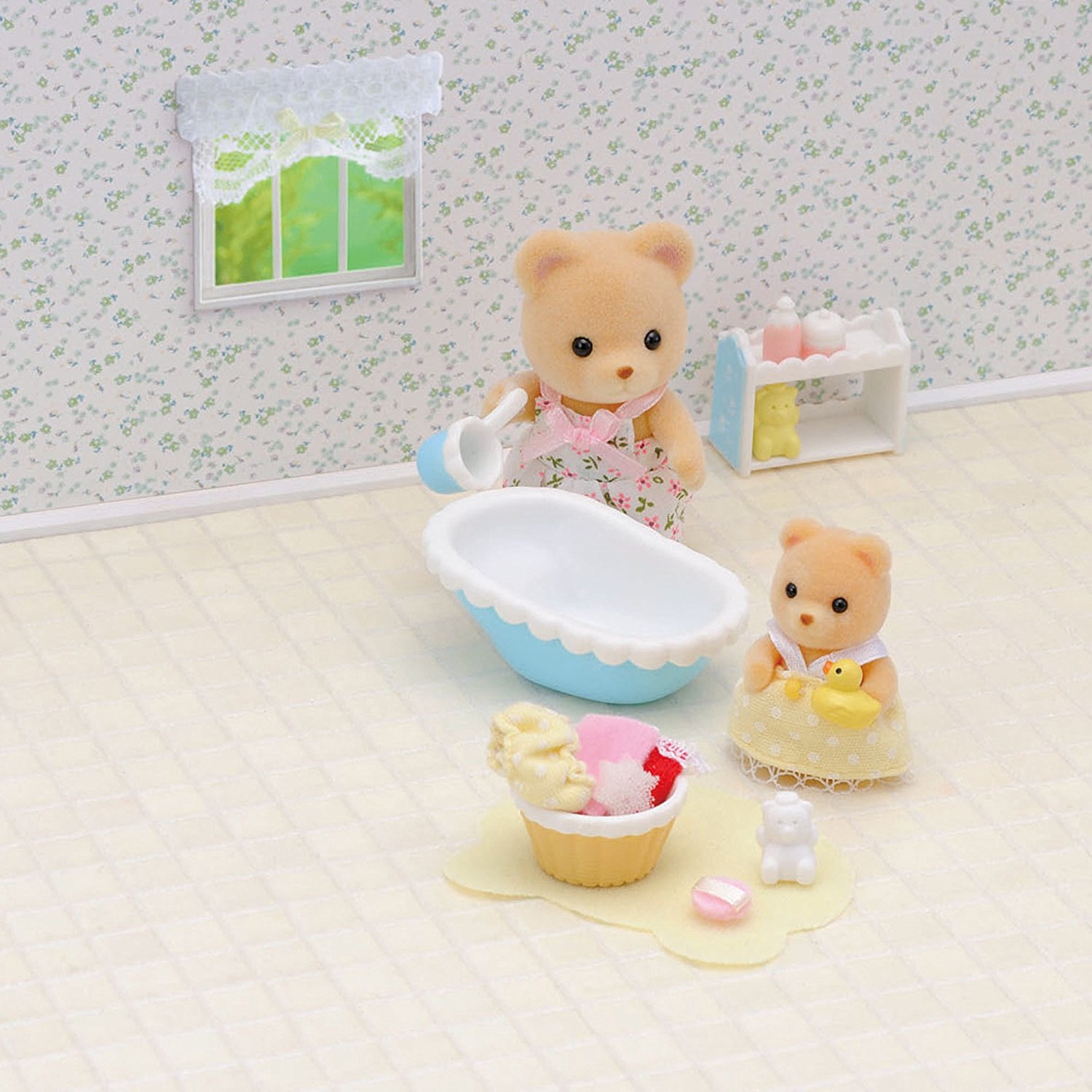 Sylvanian Families - Мама купает малыша   