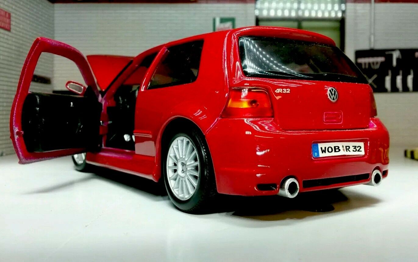 VW Golf r32 mk4 красный