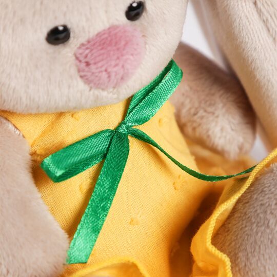 Мягкая игрушка – Зайка Ми в желтом сарафане с морковой, малыш, 15 см  