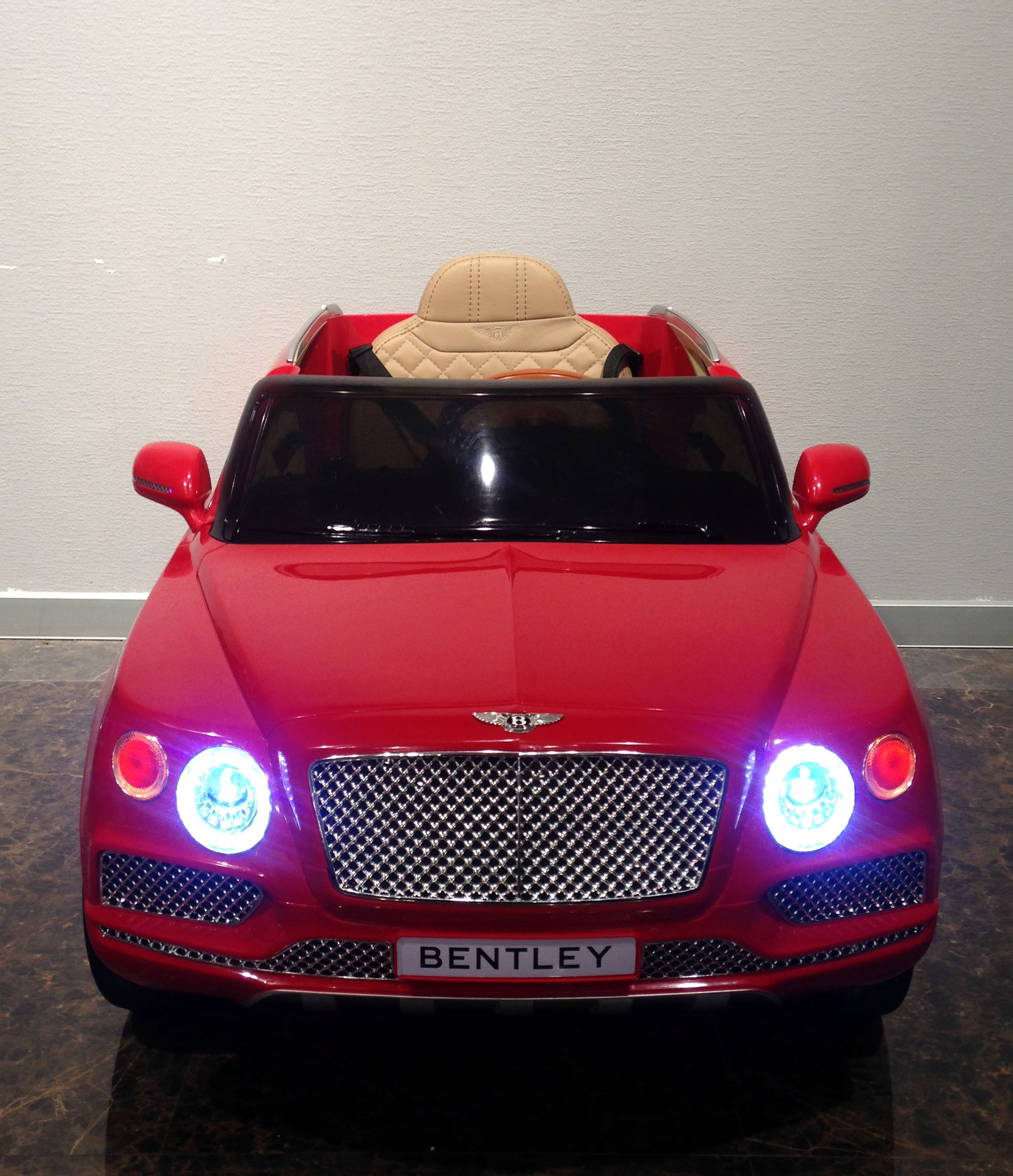 Электромобиль - Bentley Bentayga, красный  