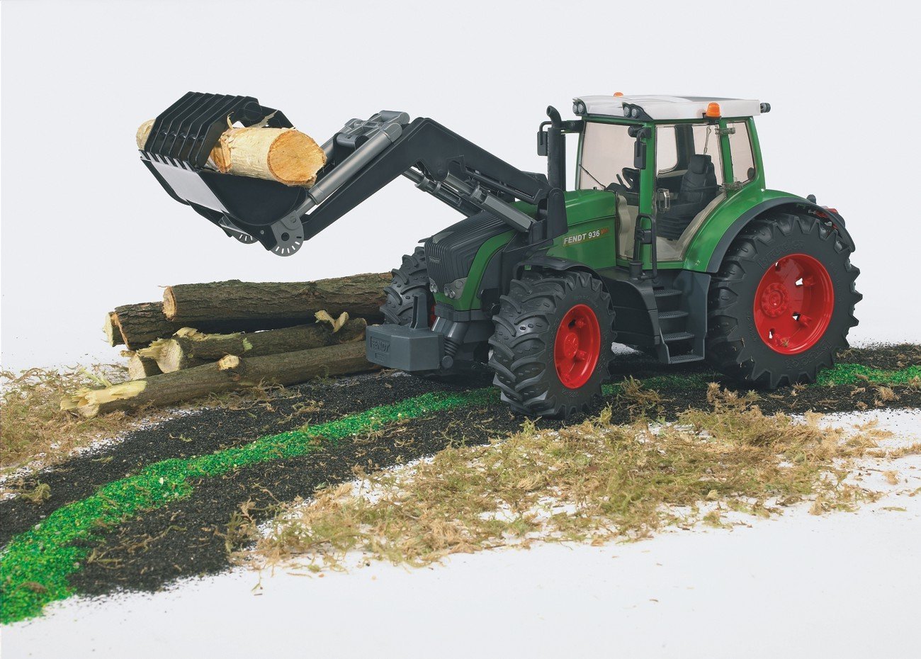 Трактор Bruder Fendt 936 Vario с погрузчиком  